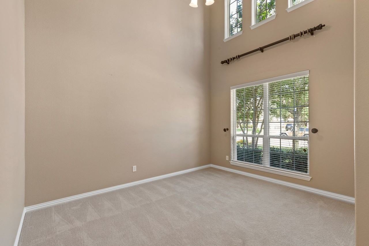 2931 N Camino Lagos - Photo 4 of 34