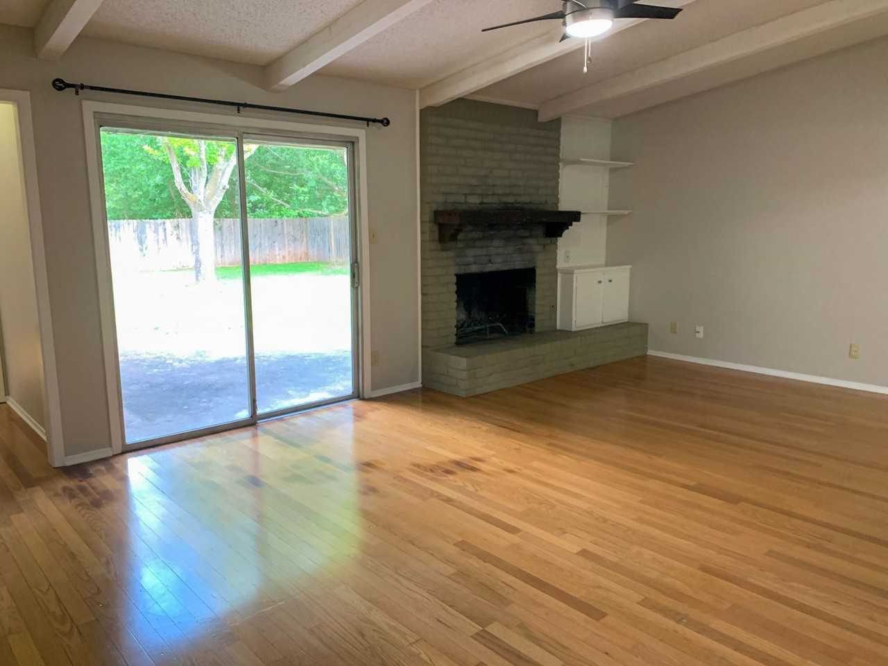 9222 Meadow Vale - Photo 4 of 22