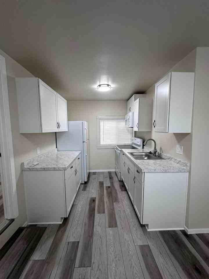 Hillside Cottages - Photo 3 of 25
