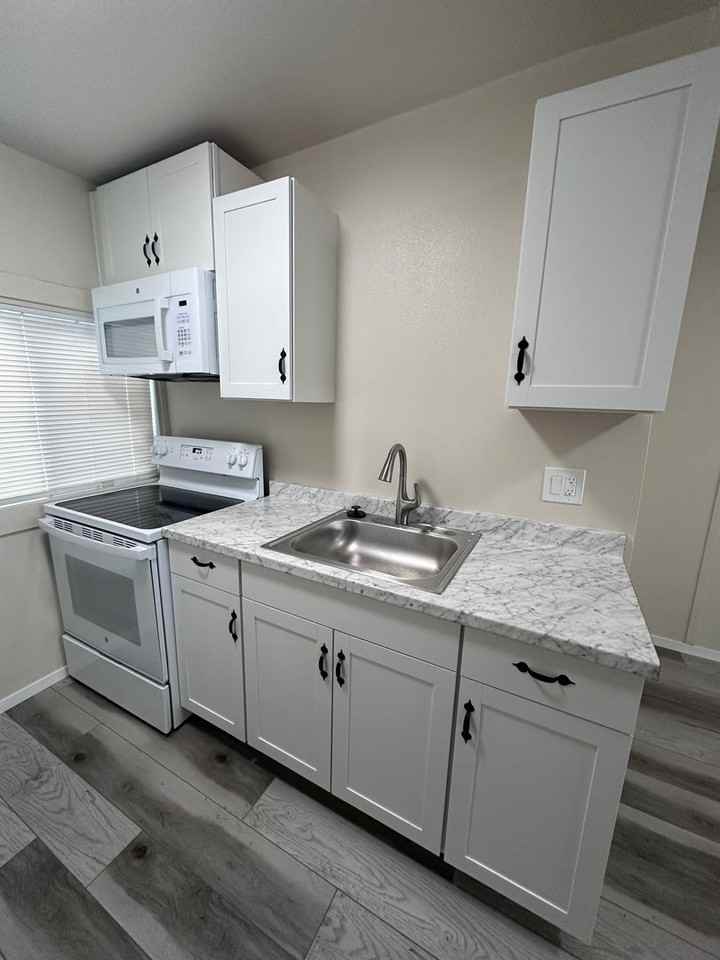 Hillside Cottages - Photo 4 of 25