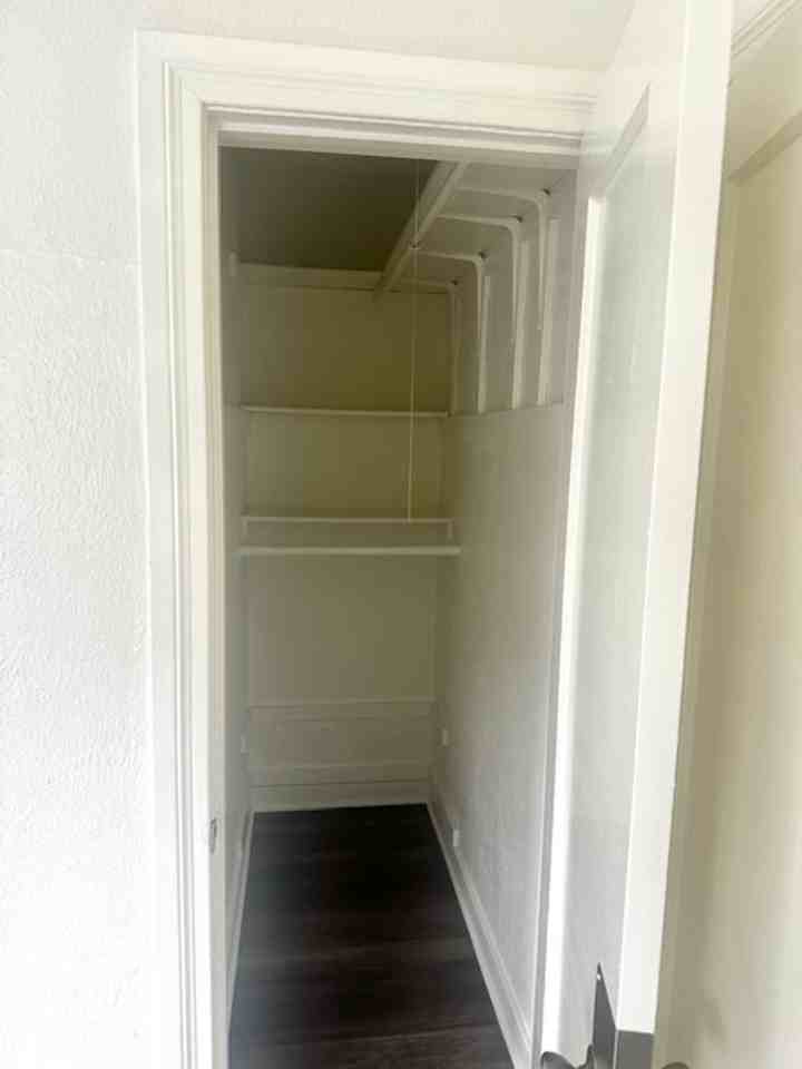 1327 E Santa Clara St #B - Photo 6 of 7