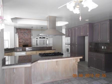 11717 Palm Ave - Photo 4 of 36