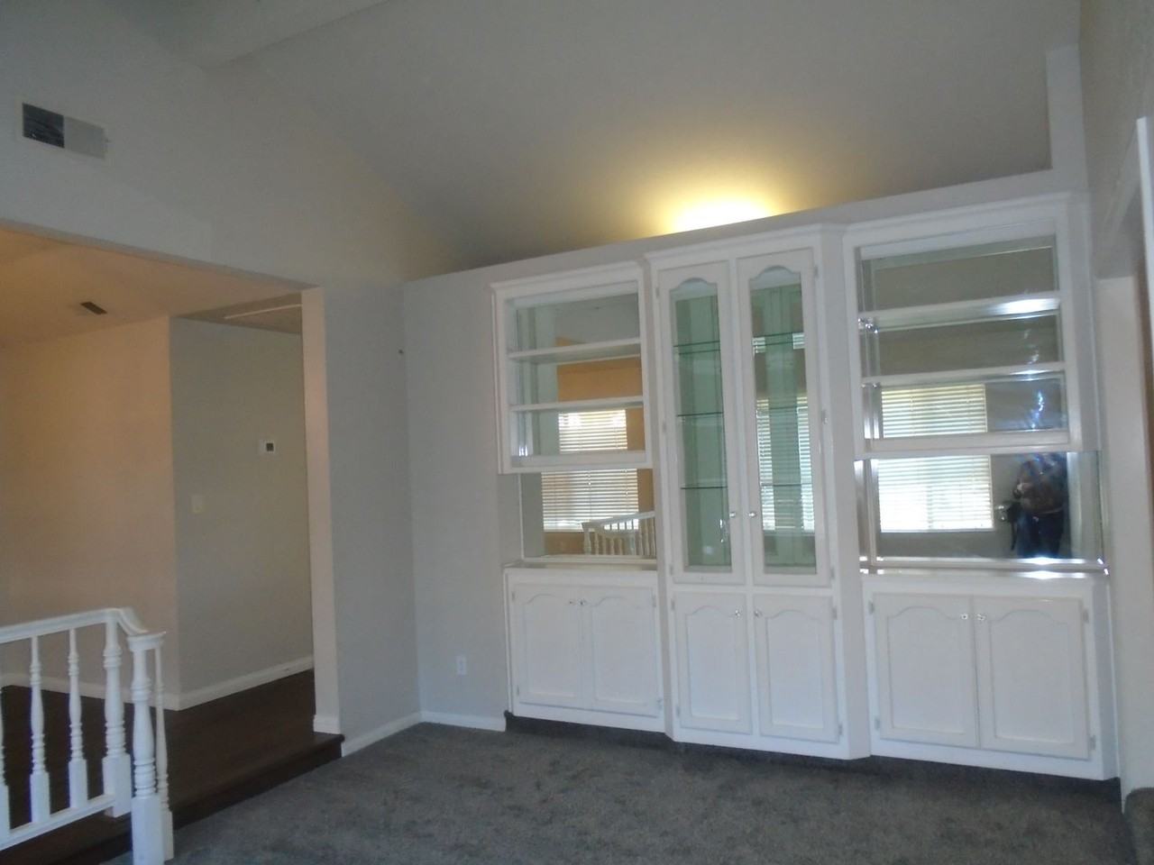 11717 Palm Ave - Photo 6 of 36