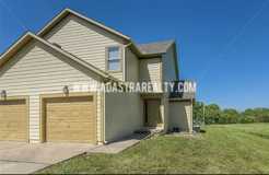 908 N Elm St - Photo 1 of 1