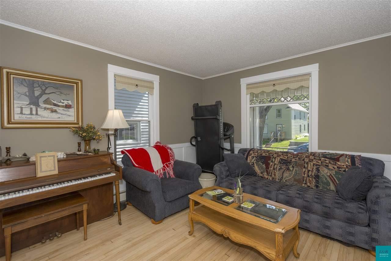 822 N 9th Ave E - Photo 4 of 36