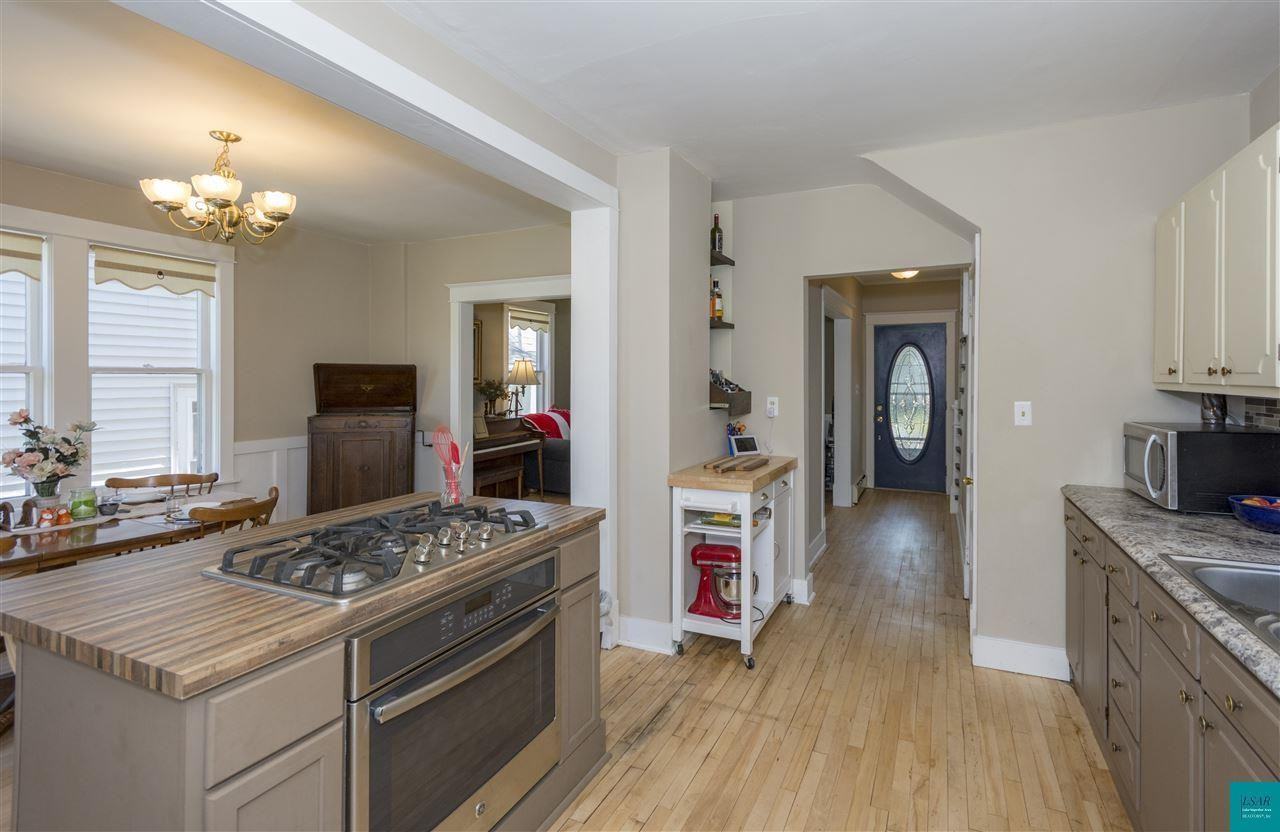 822 N 9th Ave E - Photo 7 of 36