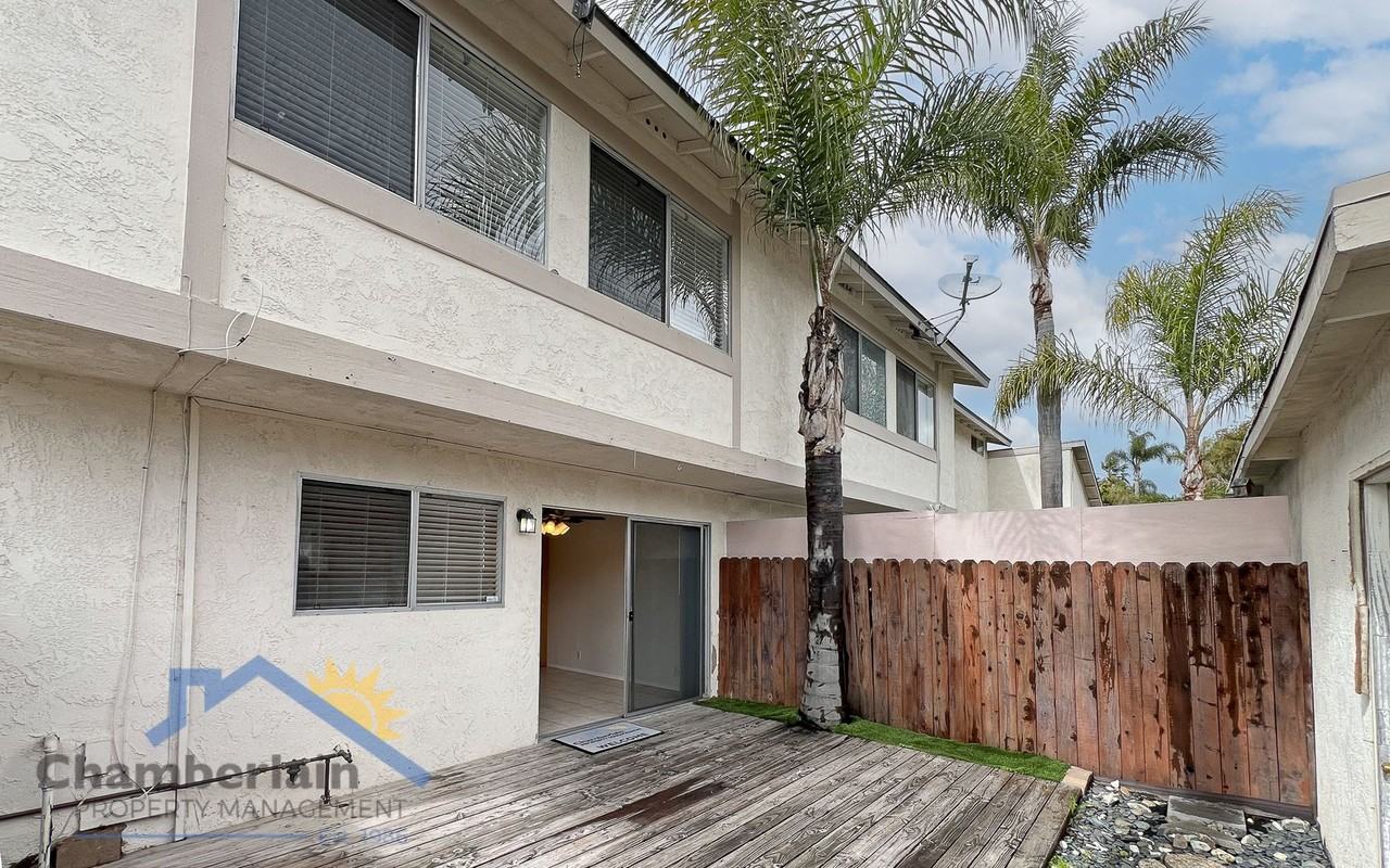 4102 Beacon Pl - Photo 2 of 26