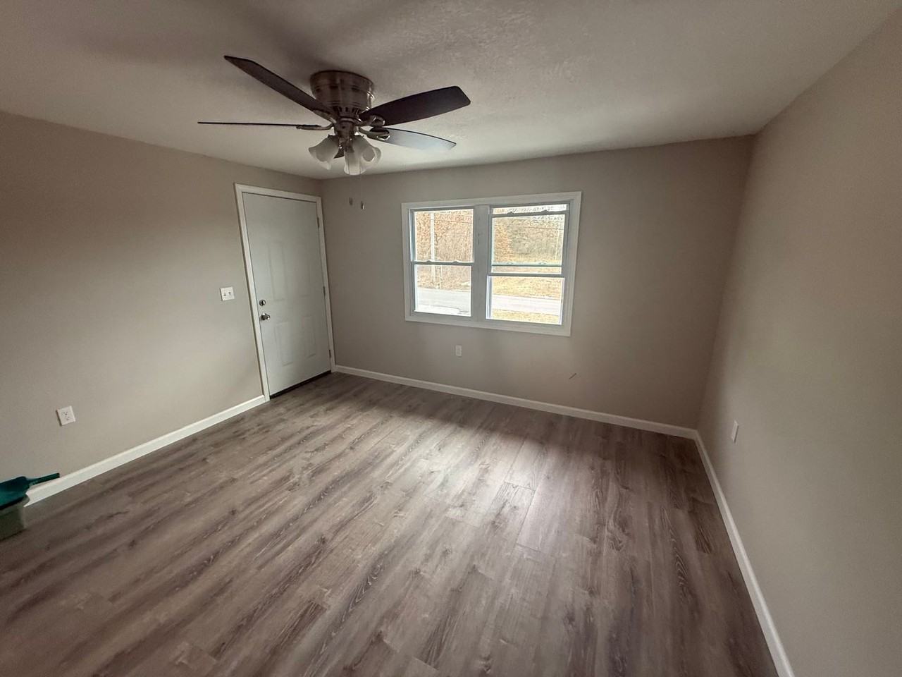 2921 Northland Dr - Photo 4 of 12