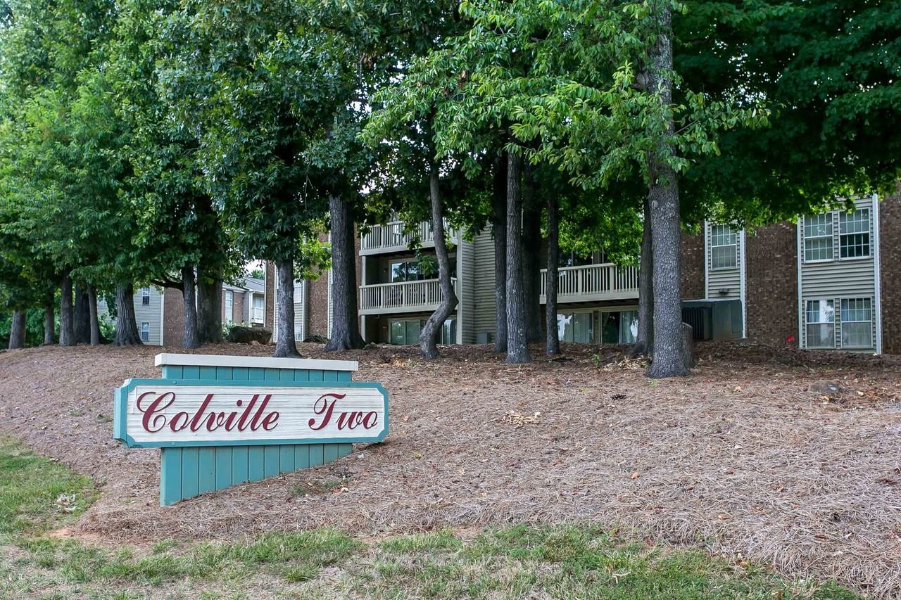 1610 Arlyn Cir Apt D - Photo 2 of 20