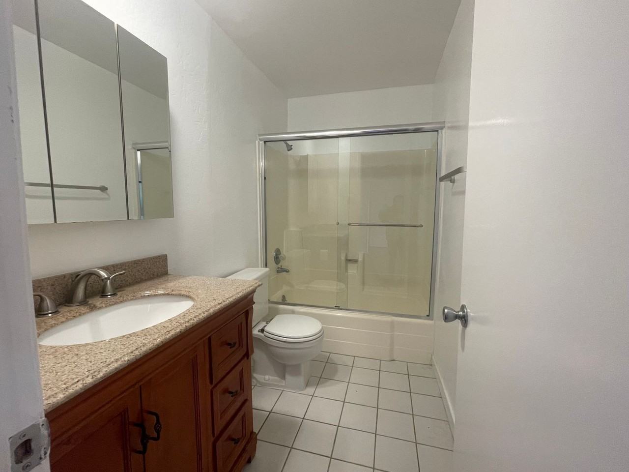 8 Lundys Ln - Photo 7 of 26