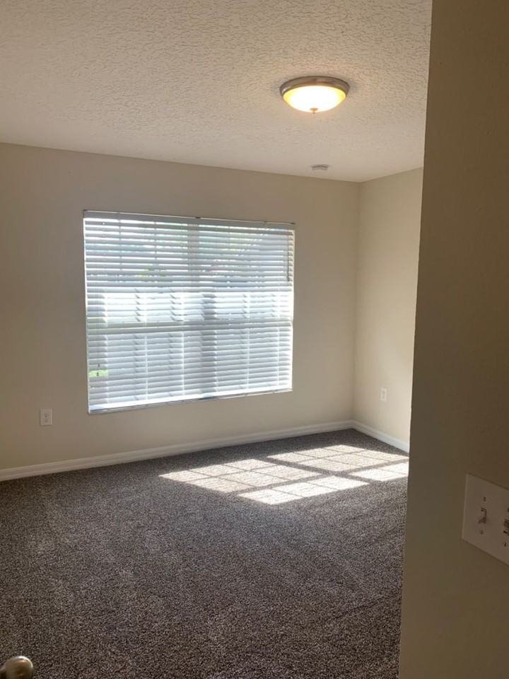 521 Montana Ave - Photo 5 of 12