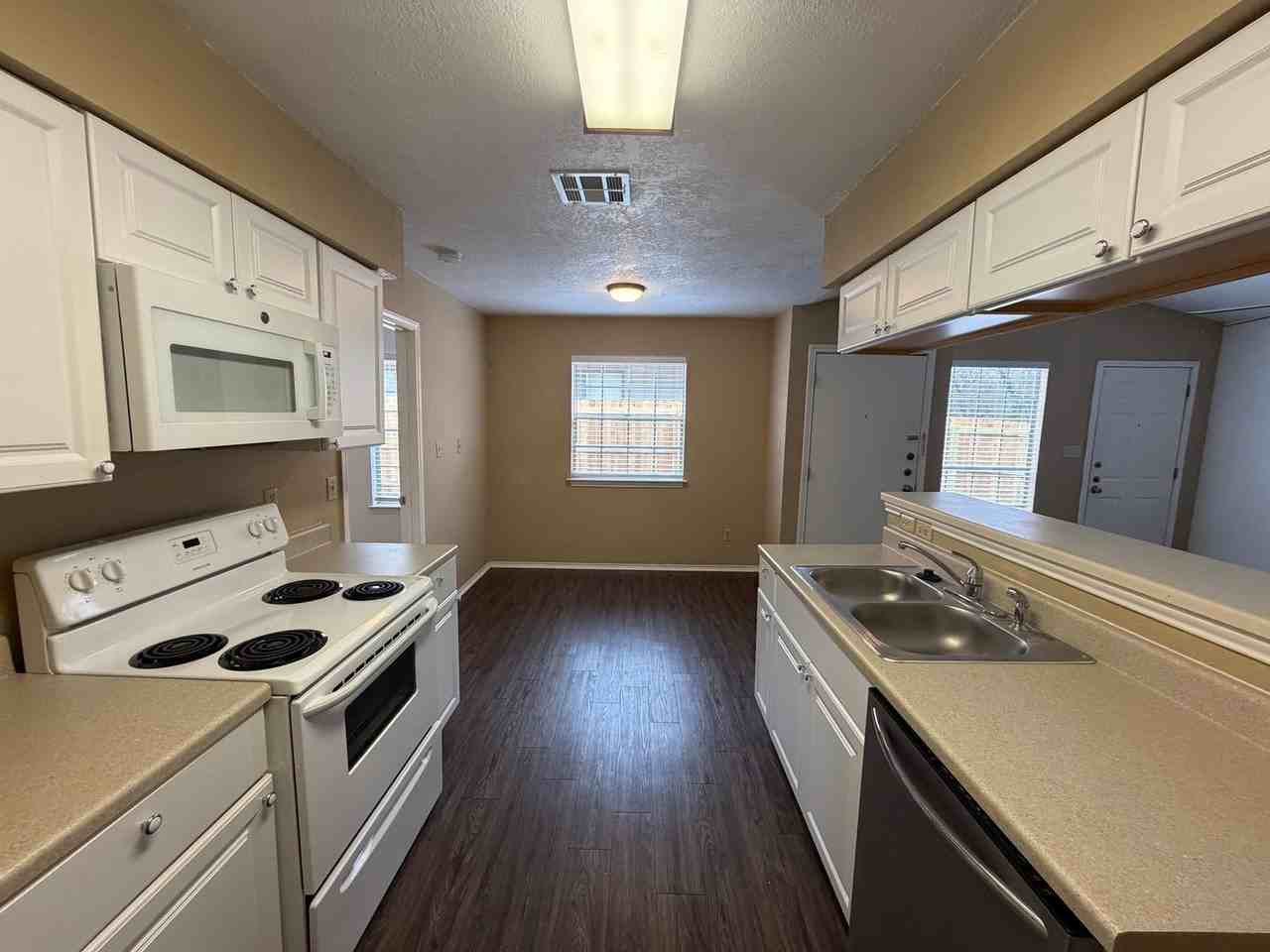 14420 Woods Hole Dr - Photo 6 of 18