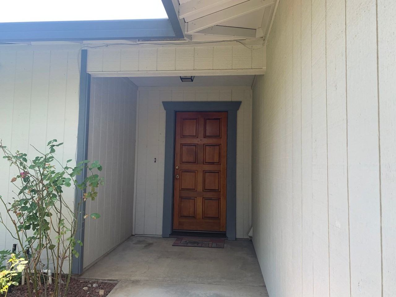 205 Woodhill Dr - Photo 4 of 41