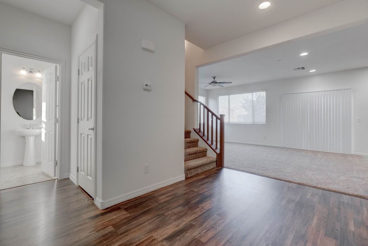 1362 Bear Brook Ave - Photo 2 of 50