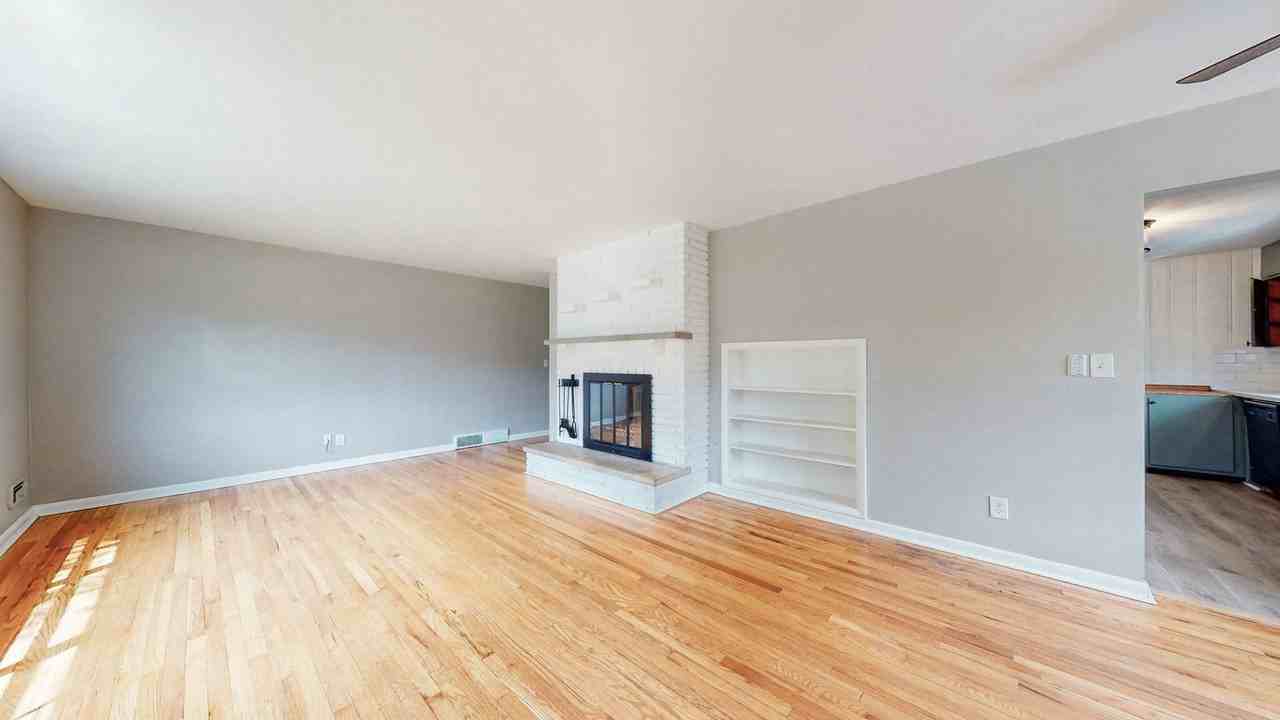 3321 Furman Blvd - Photo 2 of 26