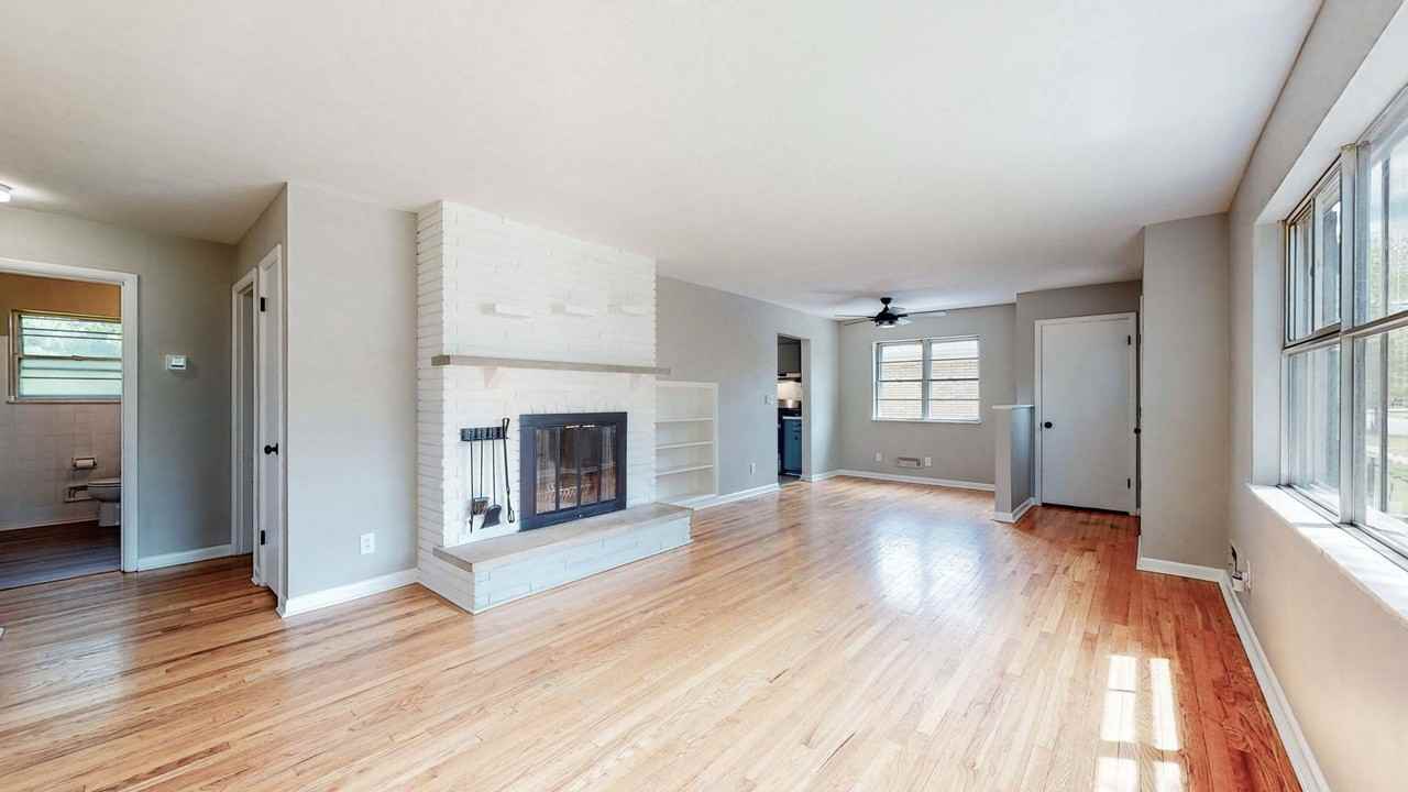 3321 Furman Blvd - Photo 4 of 26