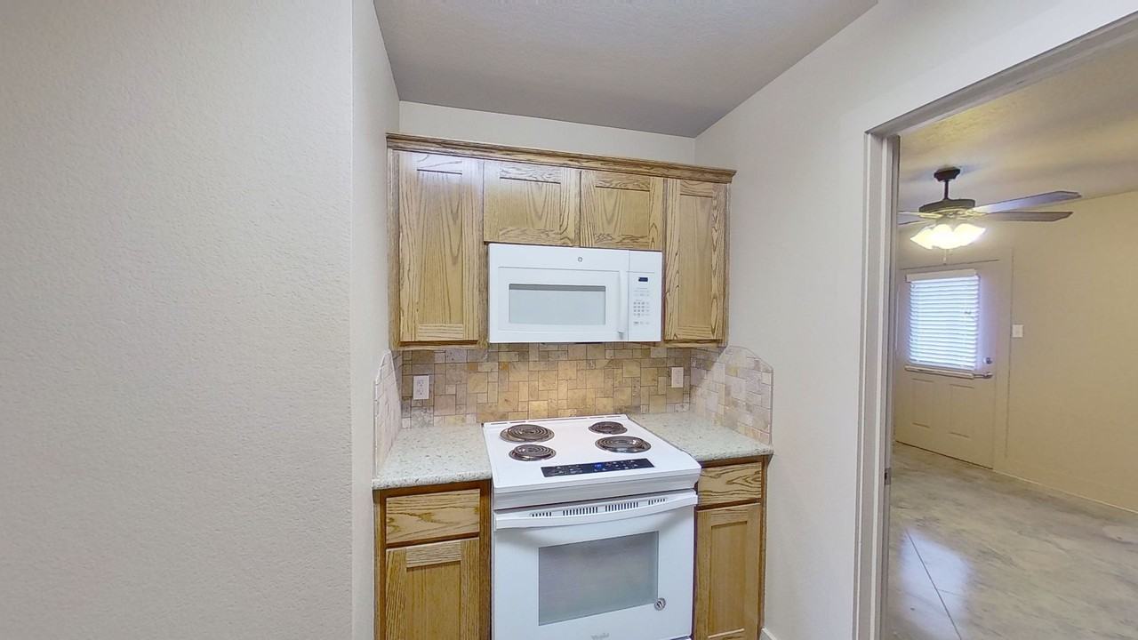 1227 Honor Ln - Photo 7 of 13