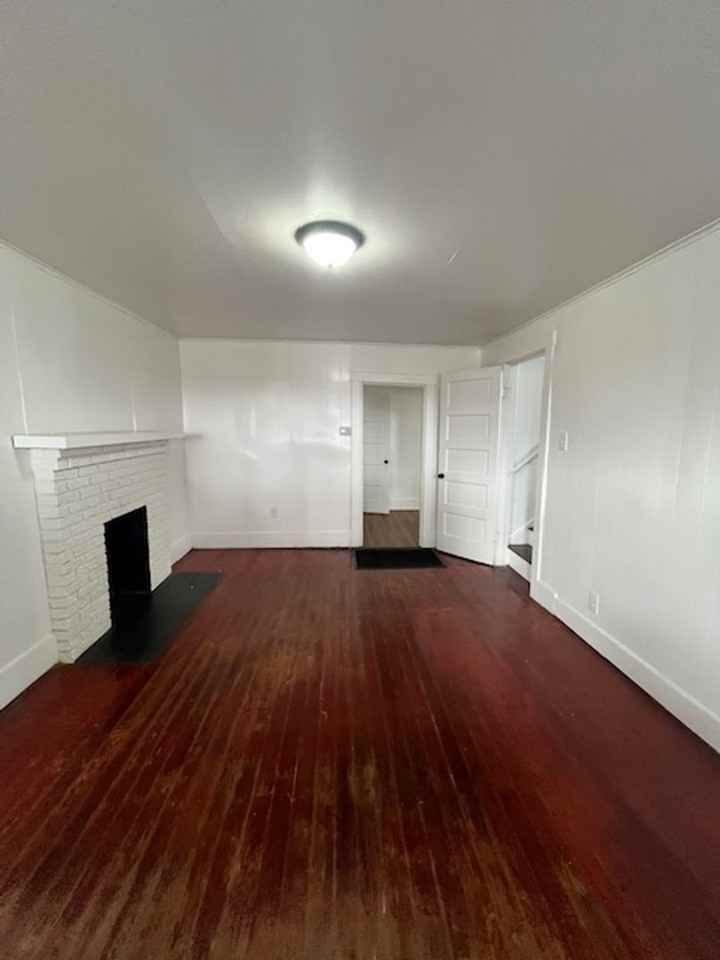 136 N 4th St - Photo 2 of 21