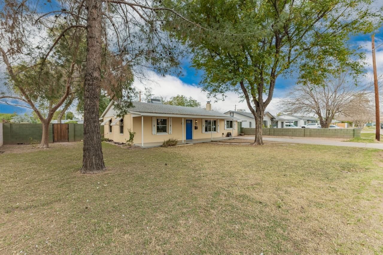 2724 N 25th St - Photo 2 of 27