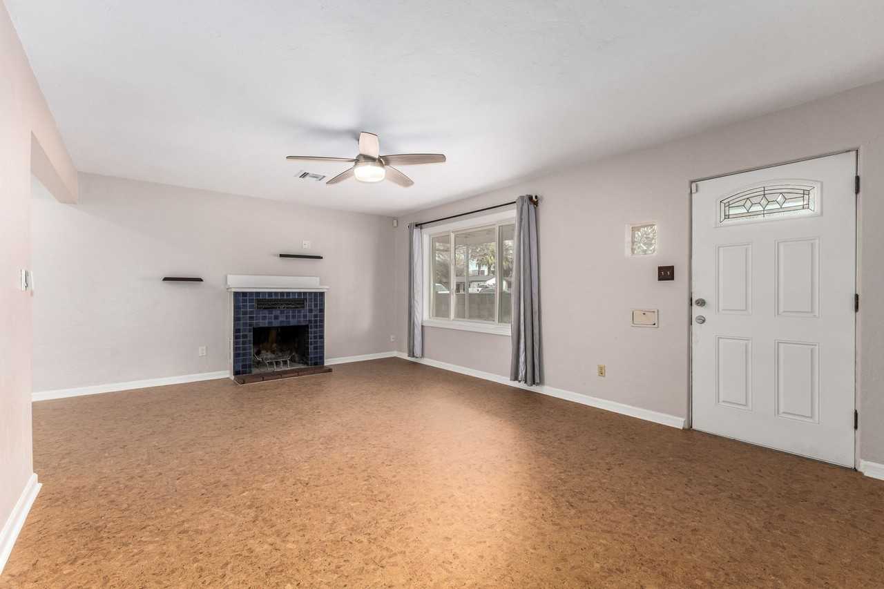 2724 N 25th St - Photo 5 of 27