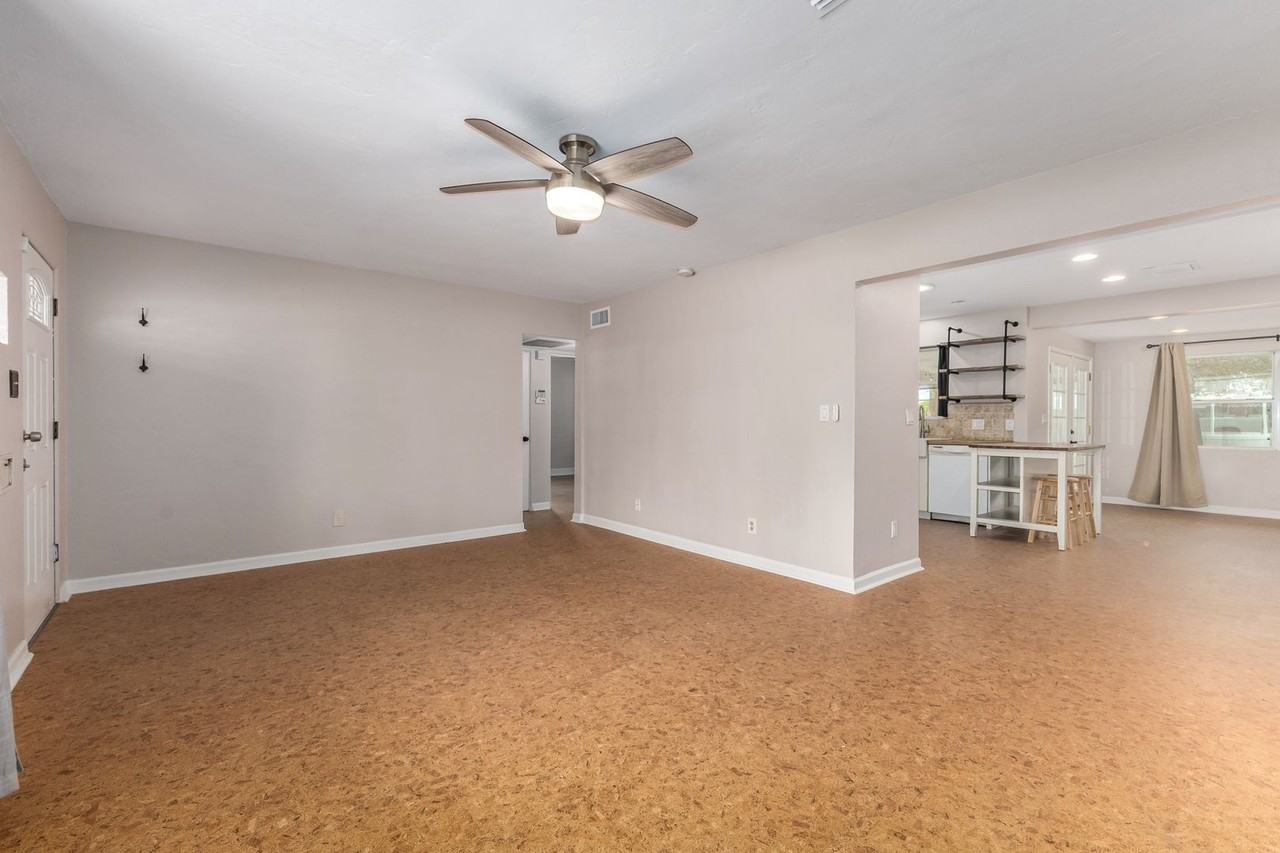 2724 N 25th St - Photo 7 of 27