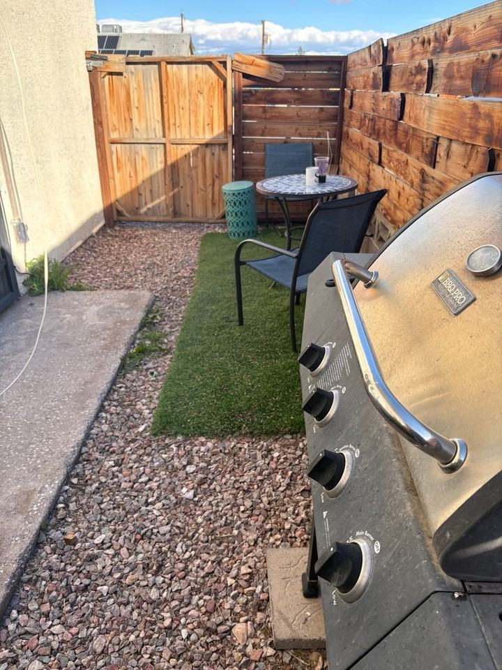 1709 Shadow Mountain Pl #2 - Photo 6 of 12