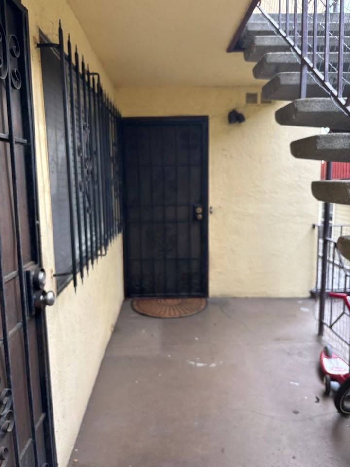 3234 Maple Ave - Photo 3 of 6