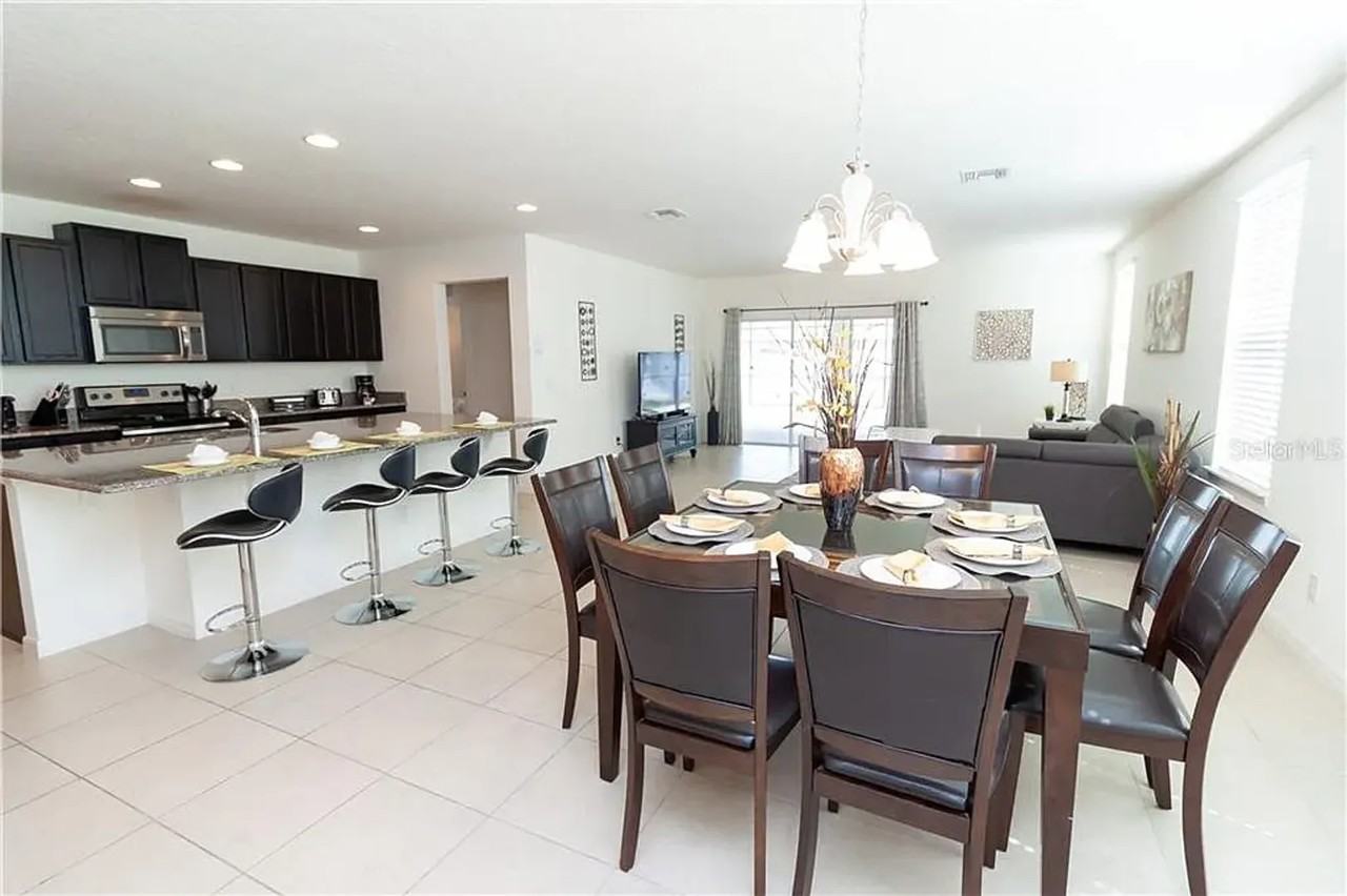 1359 Yorkshire Ct - Photo 5 of 42