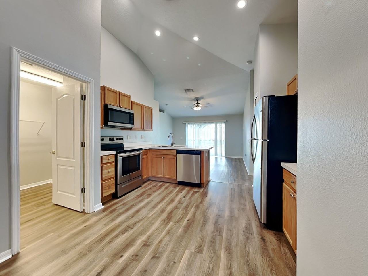 13011 Tribute Dr - Photo 3 of 17