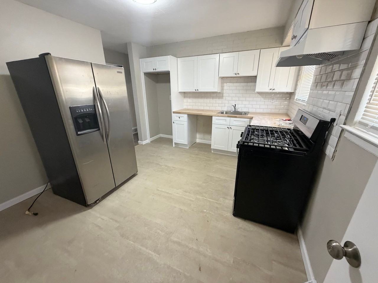 6024 Shillington Dr - Photo 6 of 10