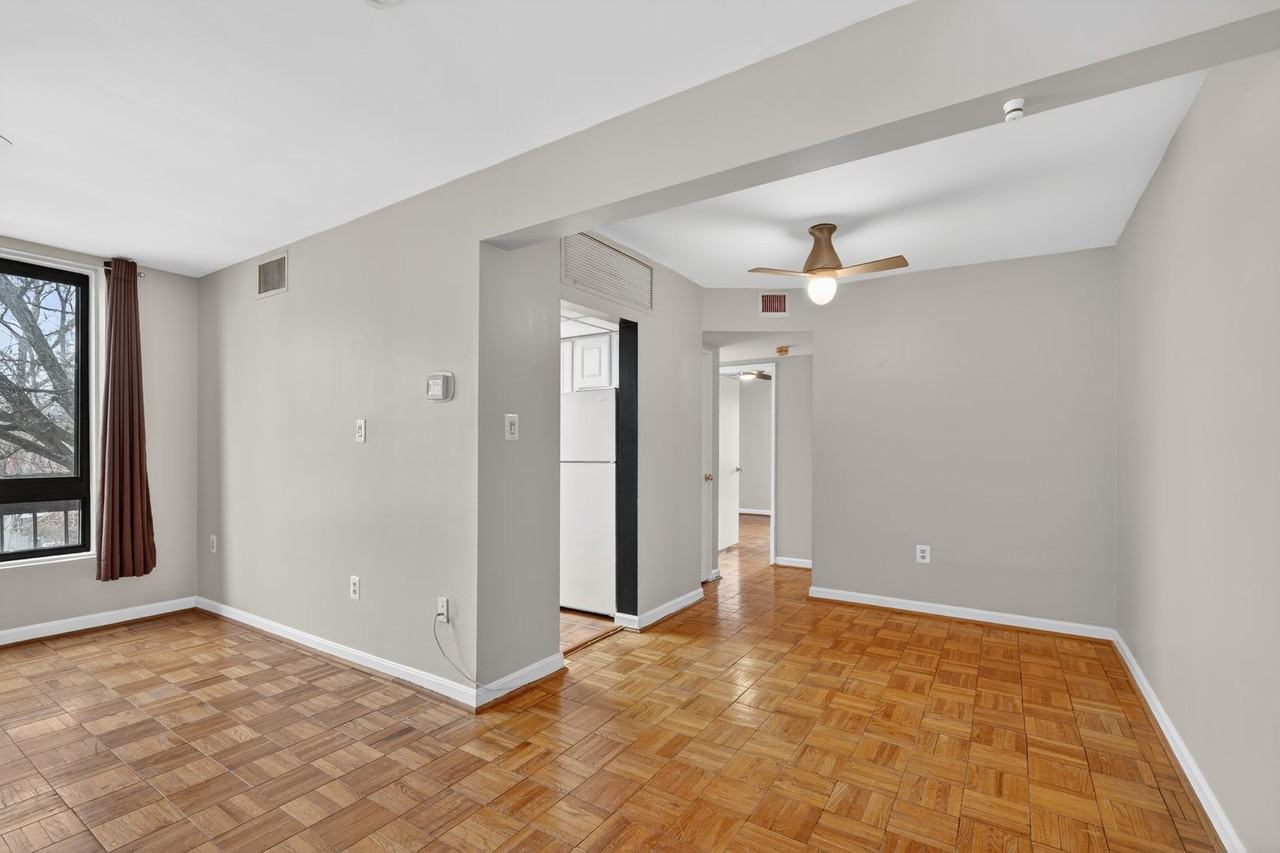 3825 Davis Pl Nw #101 - Photo 5 of 15
