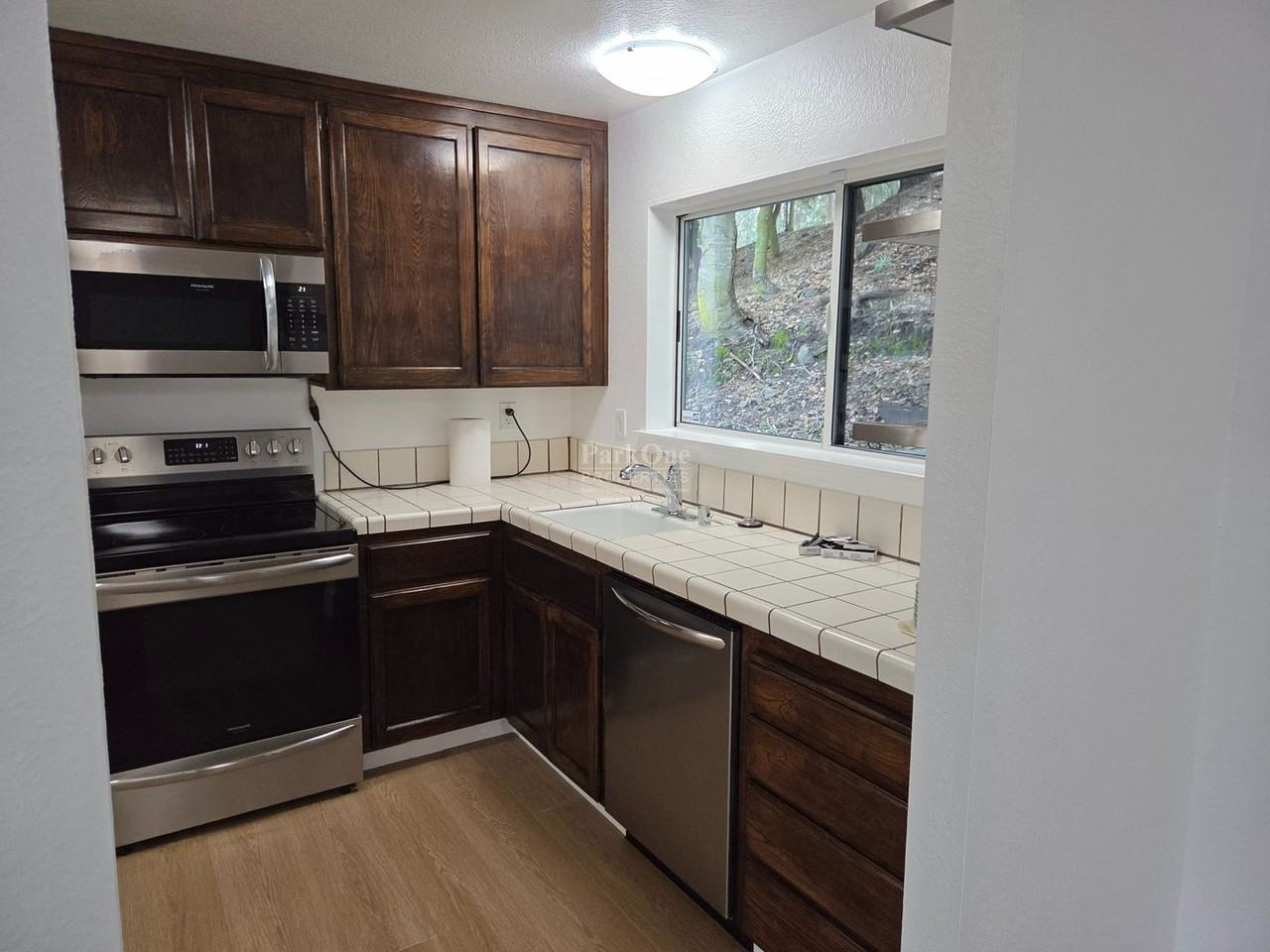 107 Vista Heights Rd - Photo 6 of 20