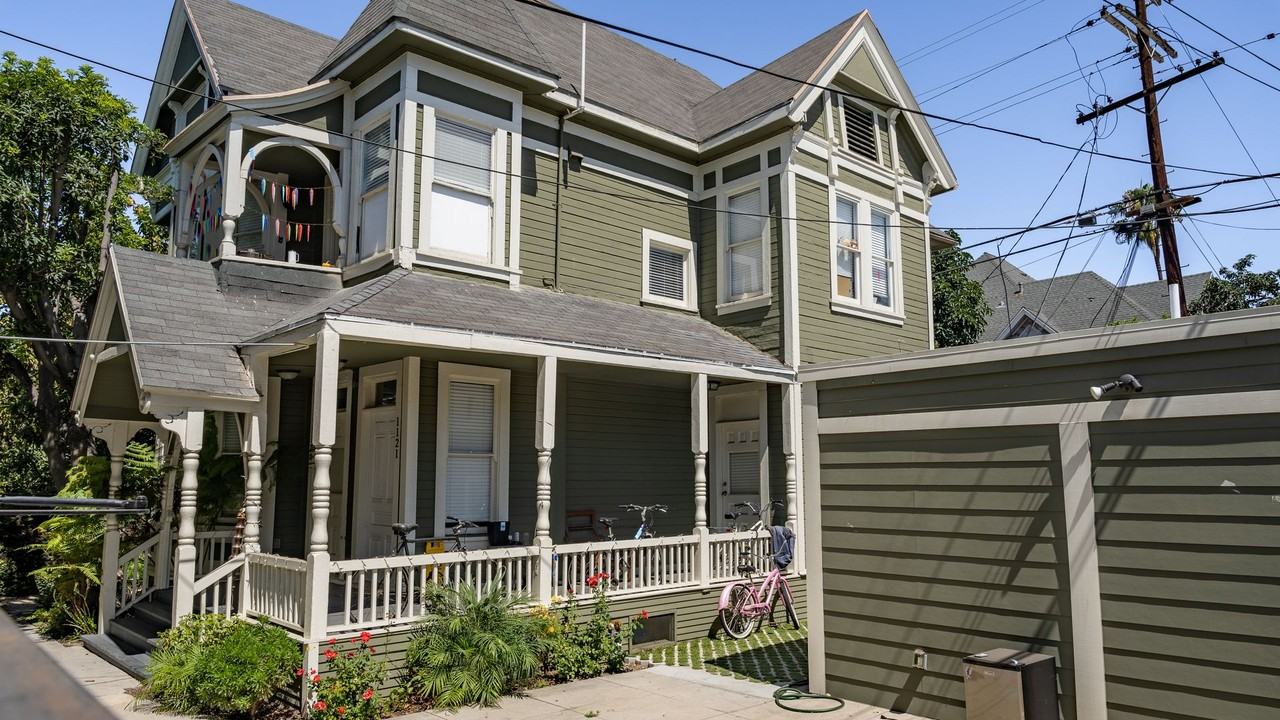 The Hidden Gem - Photo 4 of 7