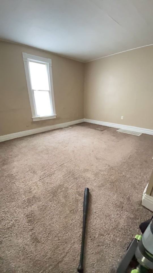10 Walter St - Photo 3 of 11