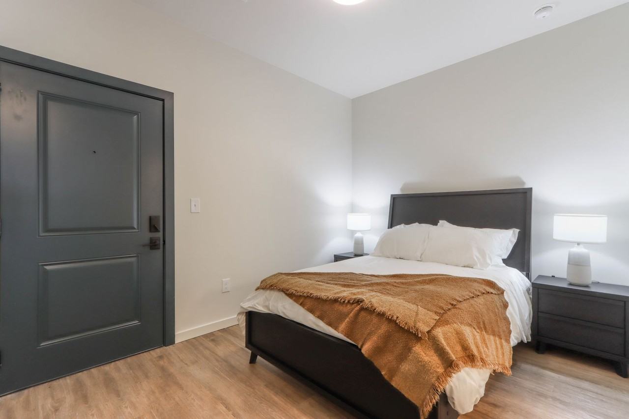 Evergreen Landing Apartments on 8th - Photo 2 of 34