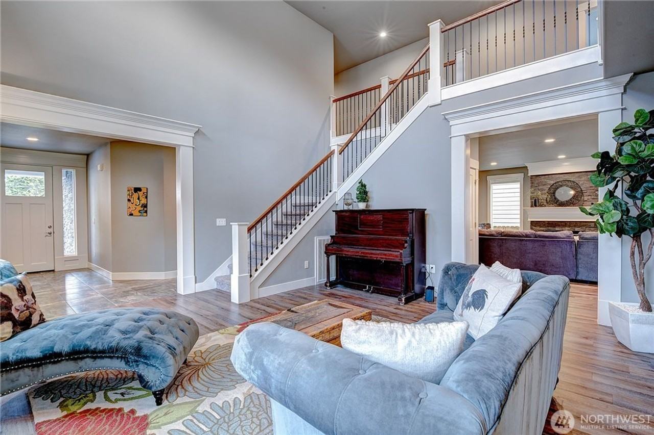 2147 Browns Point Blvd - Photo 4 of 24