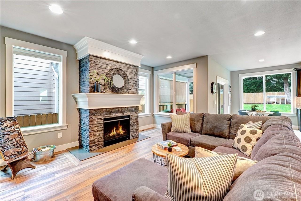 2147 Browns Point Blvd - Photo 5 of 24