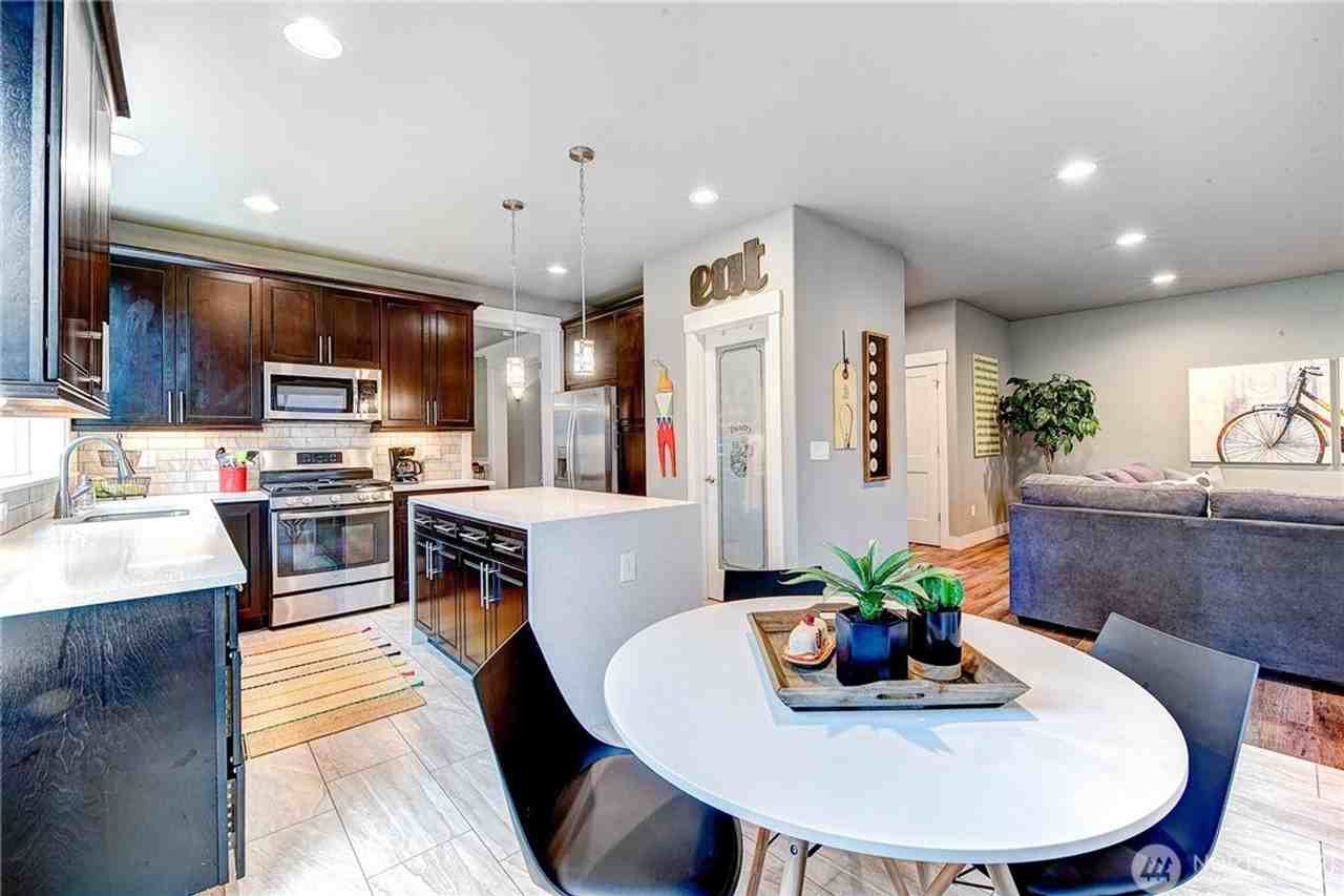 2147 Browns Point Blvd - Photo 7 of 24