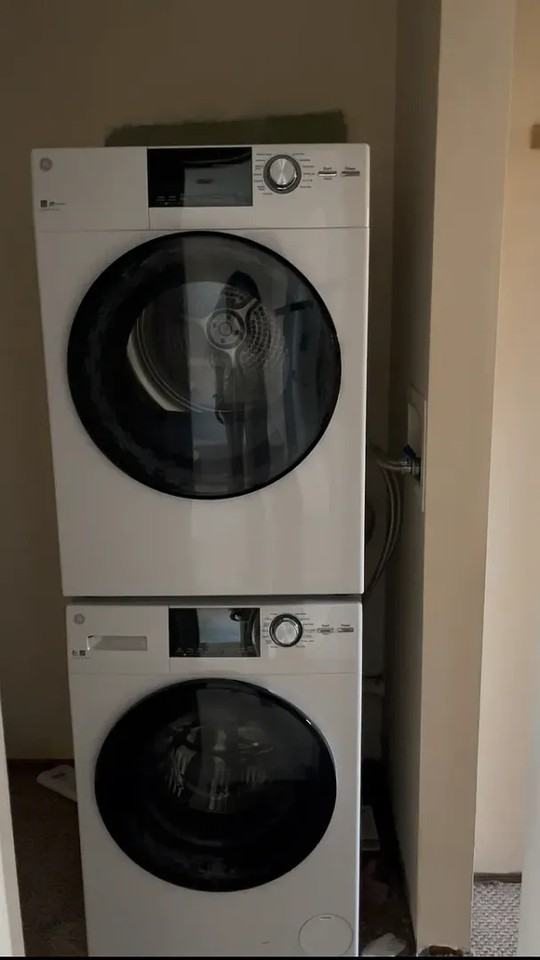 734 N Taylor St - Photo 5 of 8