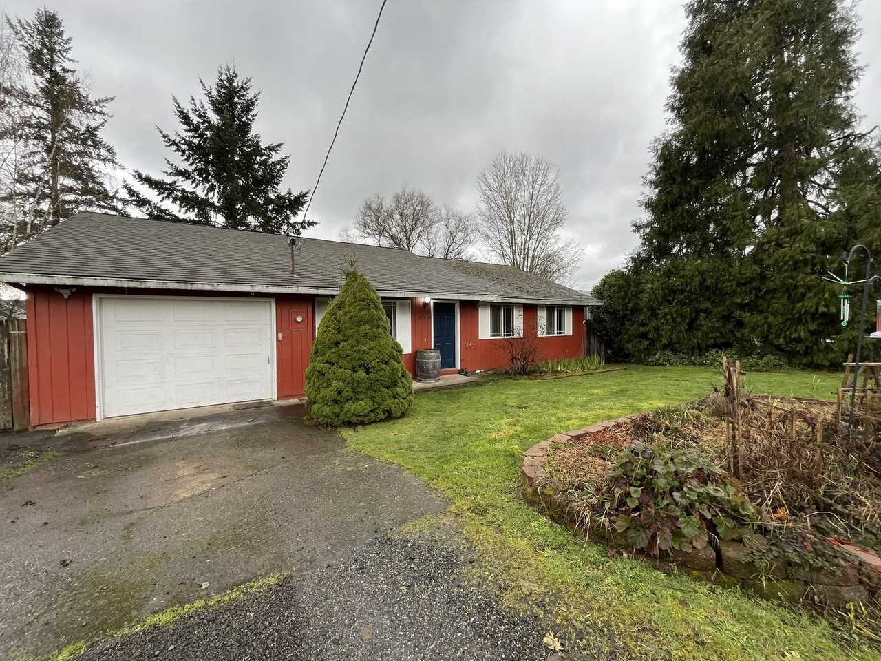 31348 Nw Cottage St - Photo 3 of 35