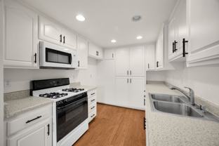 1512 Sherwood Village Cir - Photo 1 of 1