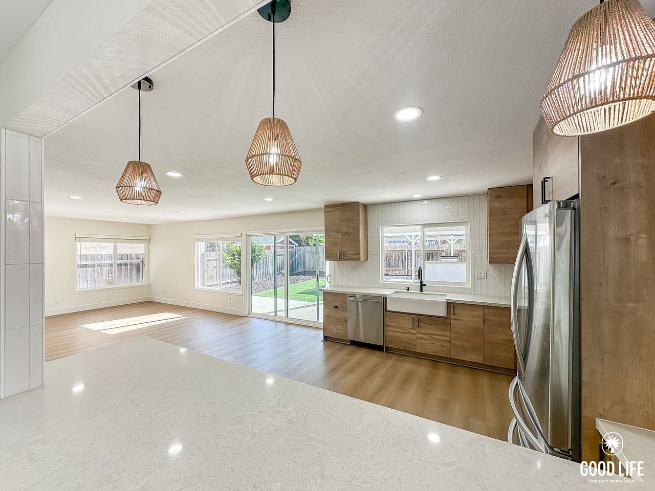 9081 Penticton Way - Photo 3 of 34