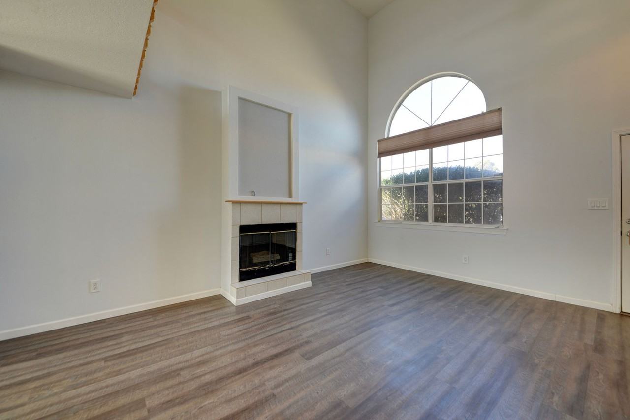 6238 Saint Josephs Ct Nw - Photo 7 of 28