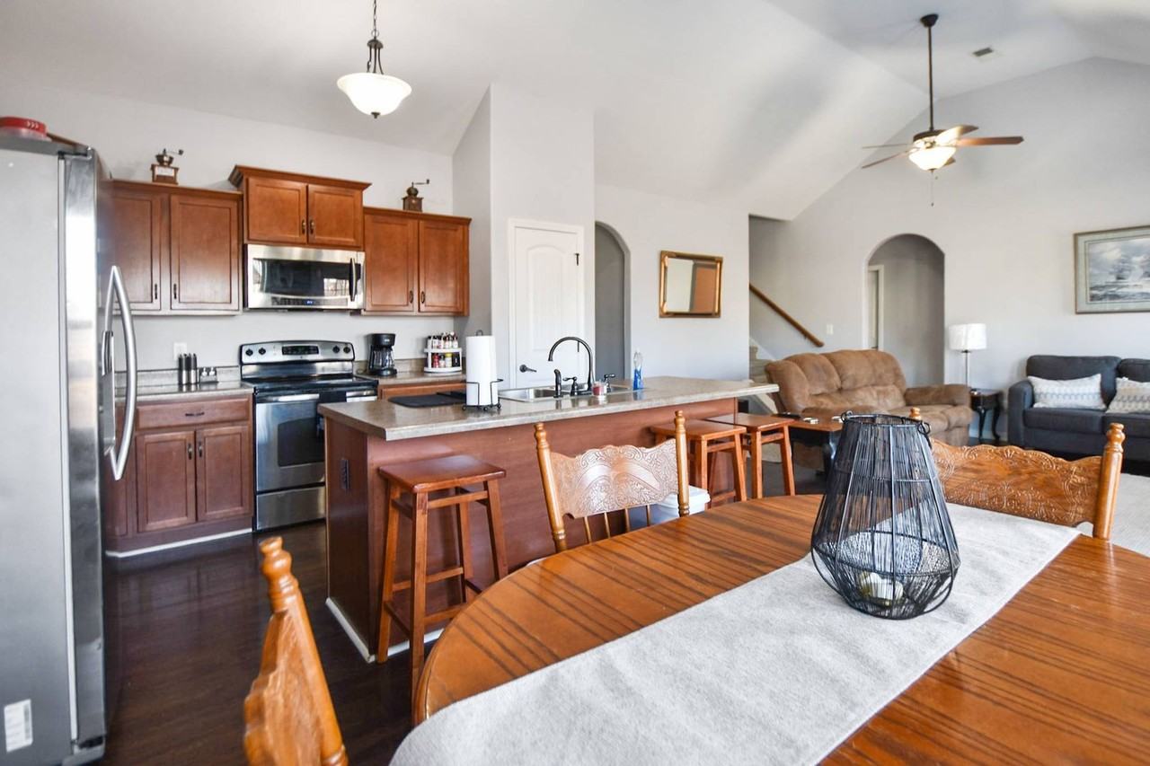 673 Fox Trail Ct - Photo 6 of 20