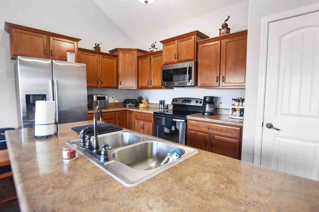 673 Fox Trail Ct - Photo 7 of 20