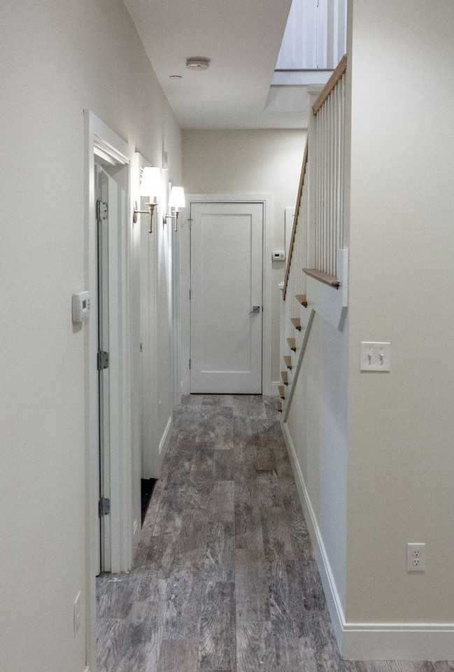 13 Newcomb St - Photo 5 of 9