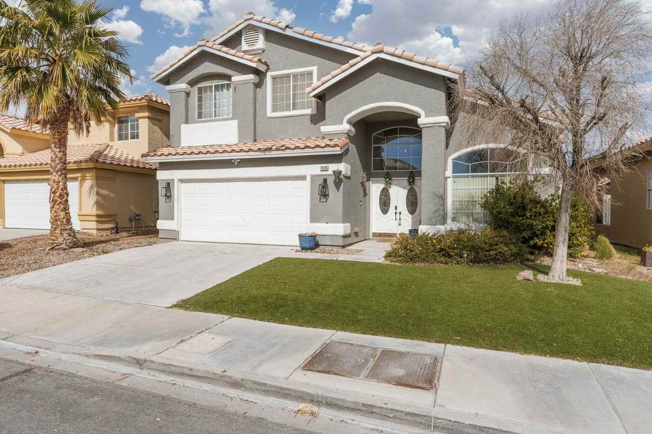 7904 Constantinople Ave - Photo 2 of 31
