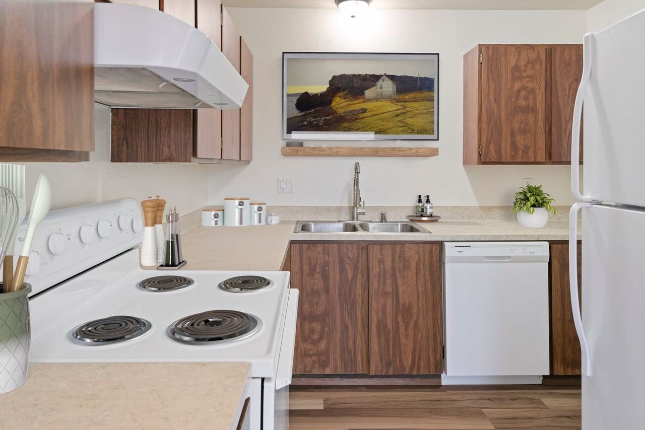 Perla Apartments - Photo 4 of 6