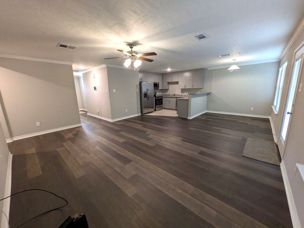 610 Craig St - Photo 3 of 22