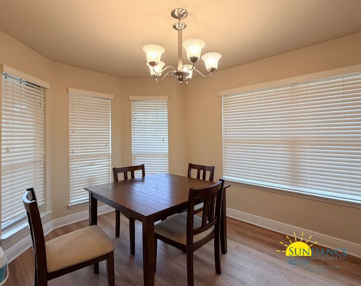 4194 Roosevelt Way - Photo 6 of 22